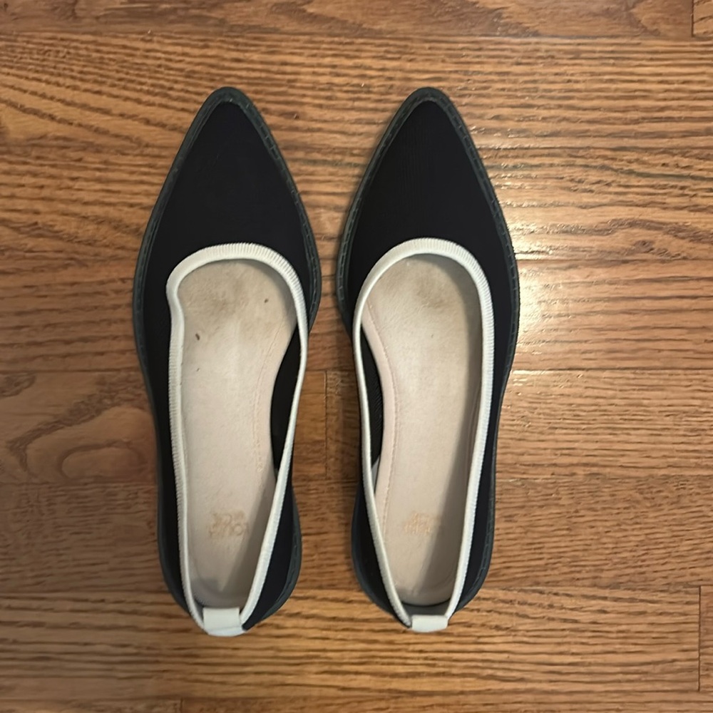Womens Louise et Cie canvas flats, sz 6